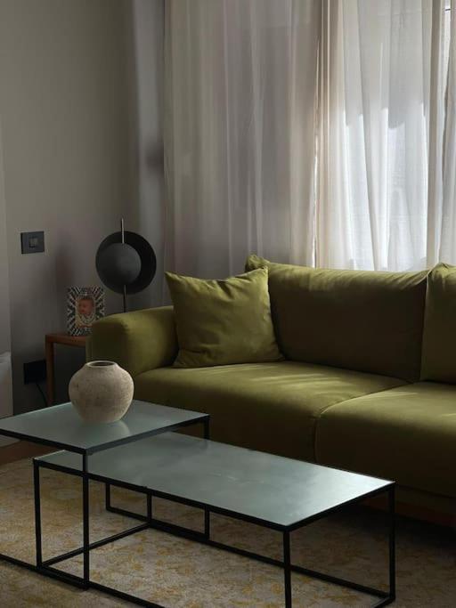 Stunning 1Bd Flat With 50M2 Terrace In The City Center Bucarest Exterior foto